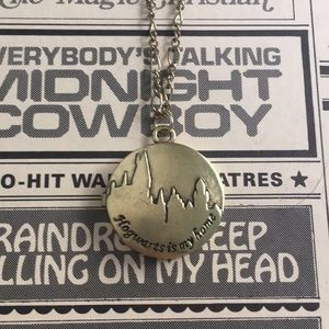 Hot Topic Harry Potter locket